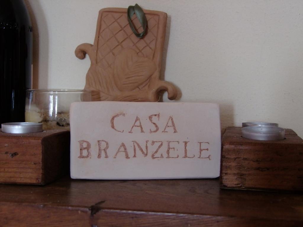 Casa Branzele Panzió Trezzo Tinella Kültér fotó
