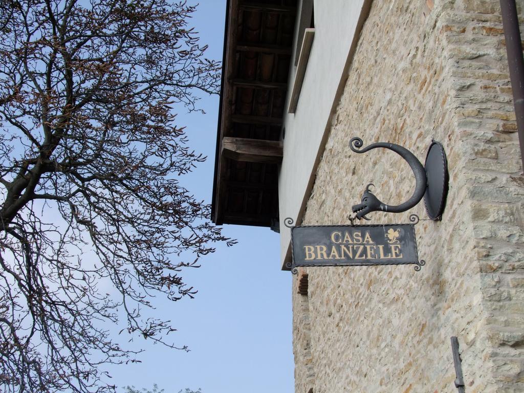 Casa Branzele Panzió Trezzo Tinella Kültér fotó